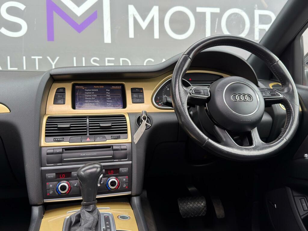 Audi Q7  Grey #47