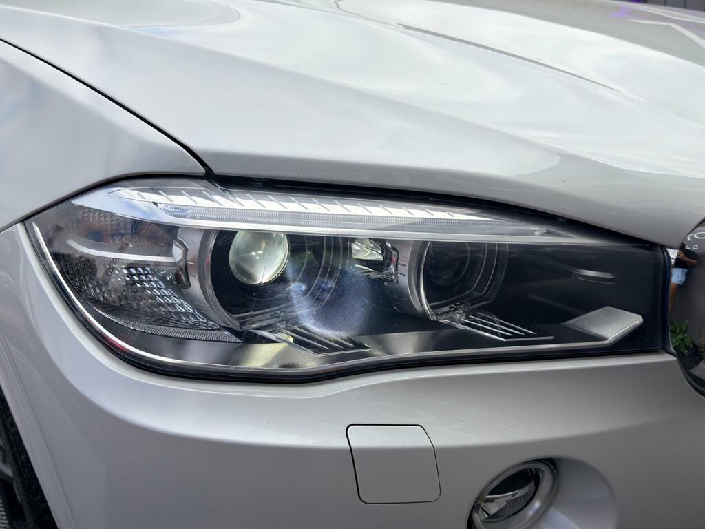 BMW X5 Suv White #9