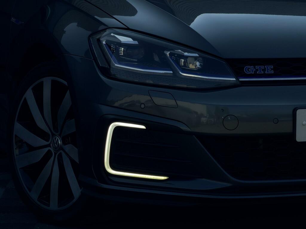 Volkswagen Golf Gte Advance Grey #4