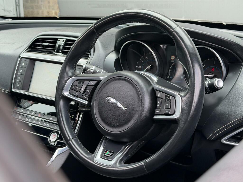 Jaguar XE R-sport Red #11