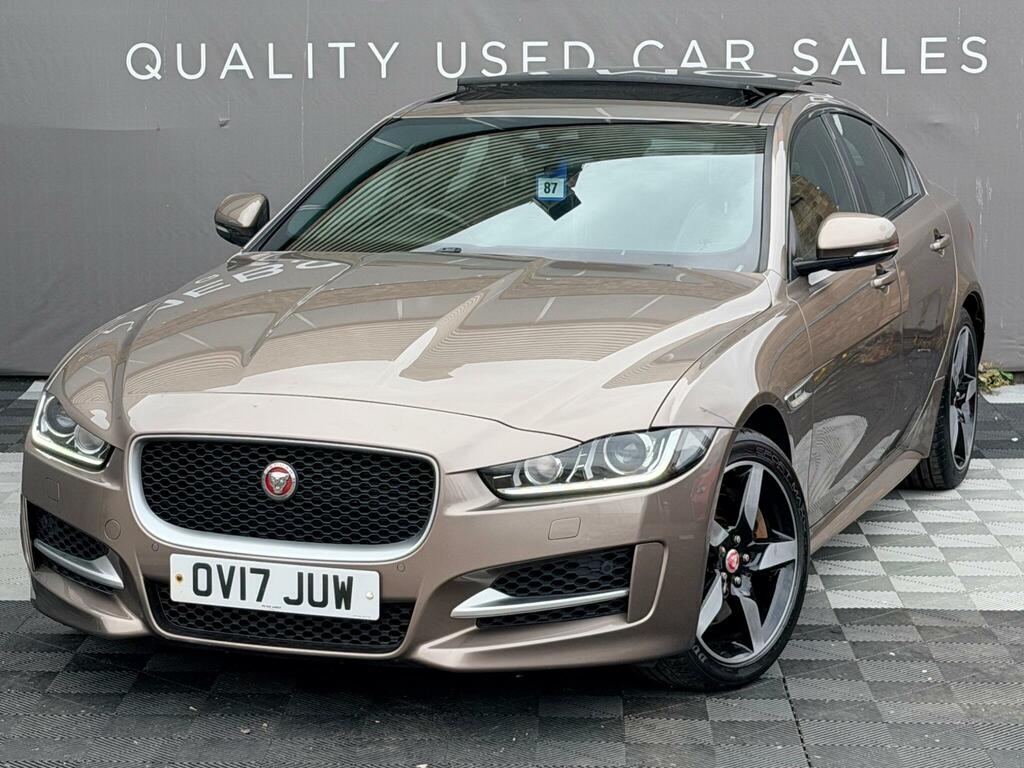 Jaguar XE R-sport Red #15