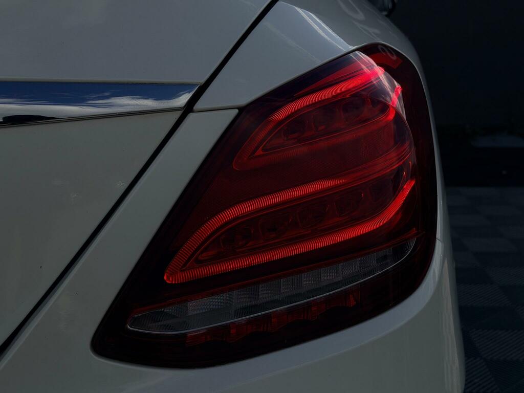Mercedes-Benz C Class Sport White #6