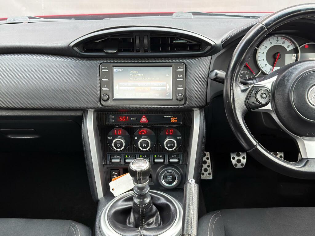 Toyota GT86 2L Null White #29
