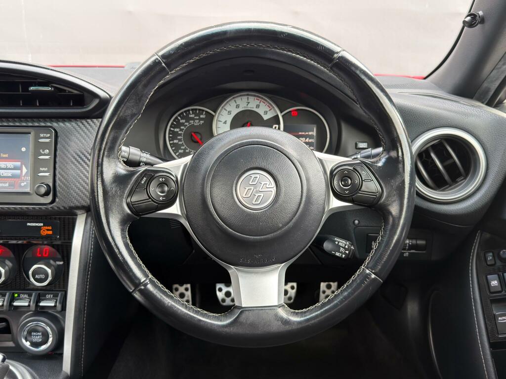 Toyota GT86 2L Null White #45