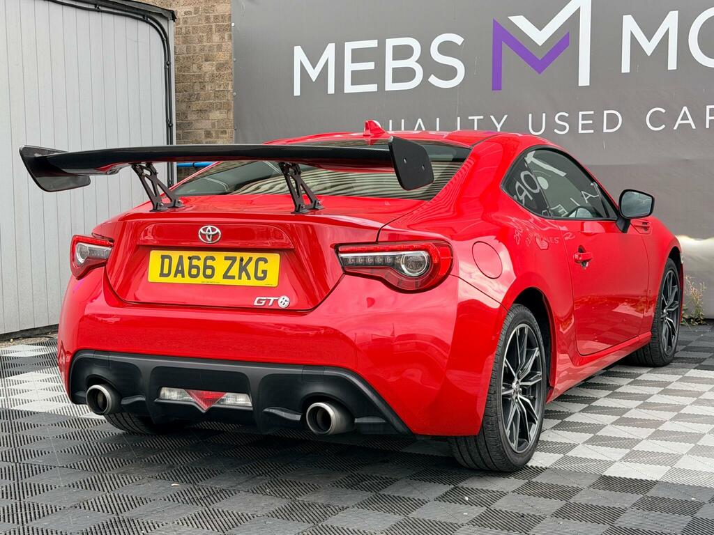 Toyota GT86 2L Null White #19