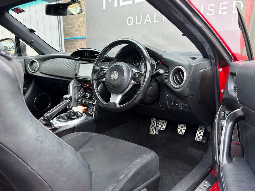 Toyota GT86 2L Null White #10