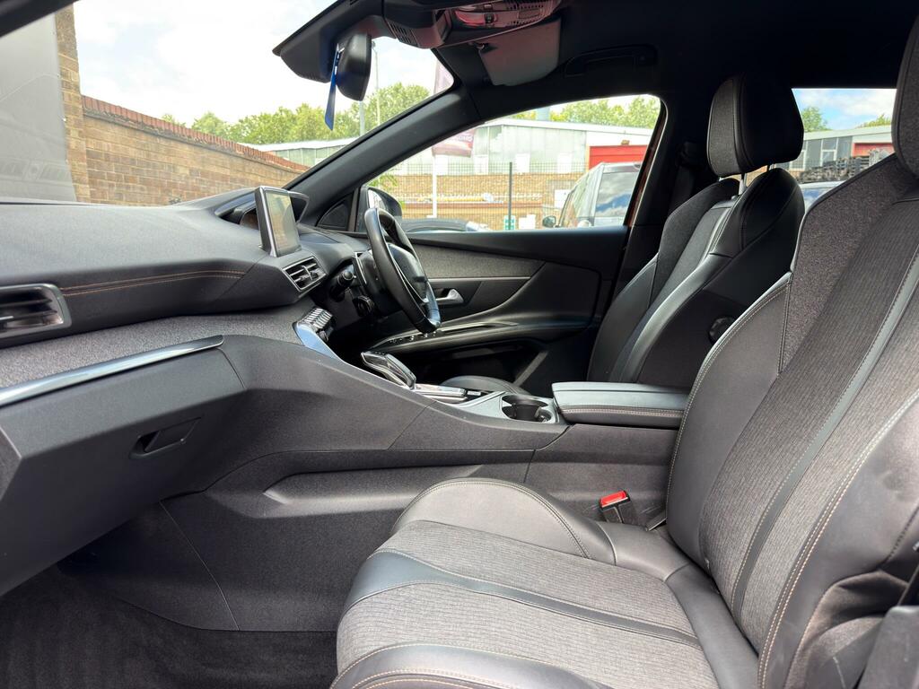 Peugeot 3008 Active Grey #45