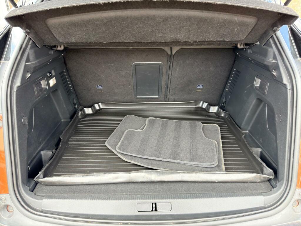 Peugeot 3008 Active Grey #19