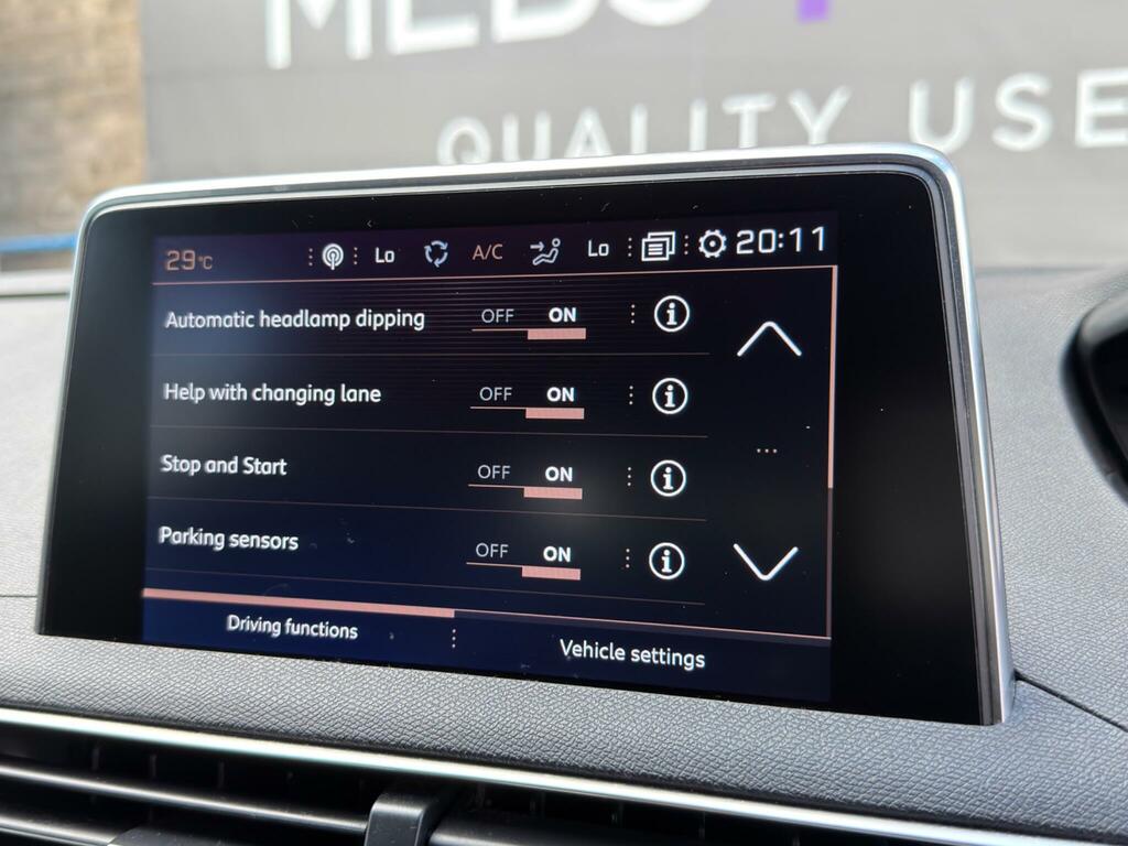 Peugeot 3008 Active Grey #38