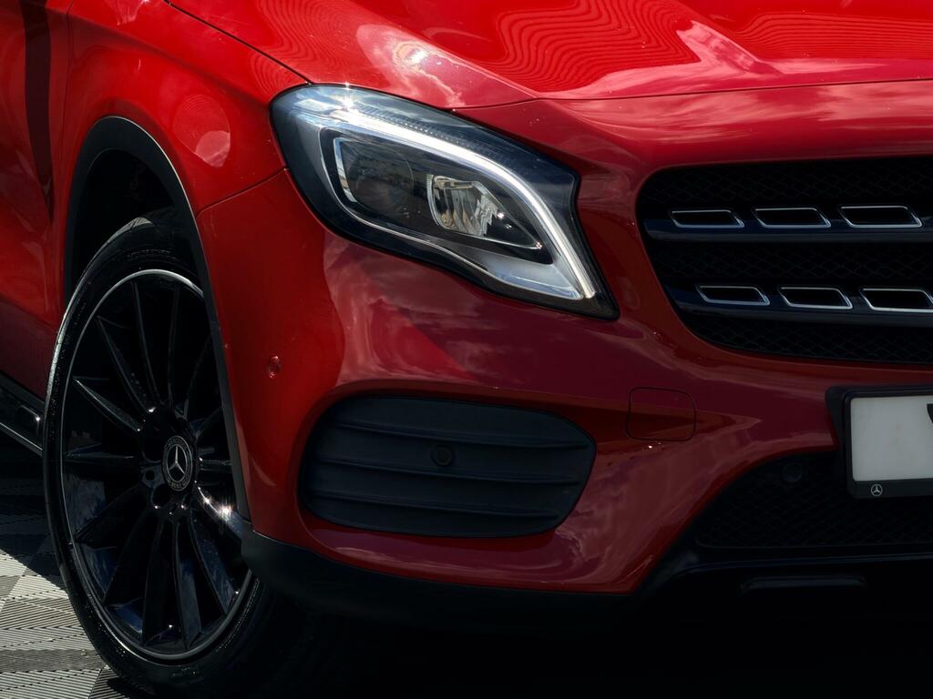 Mercedes-Benz GLA Class Amg Line Red #4