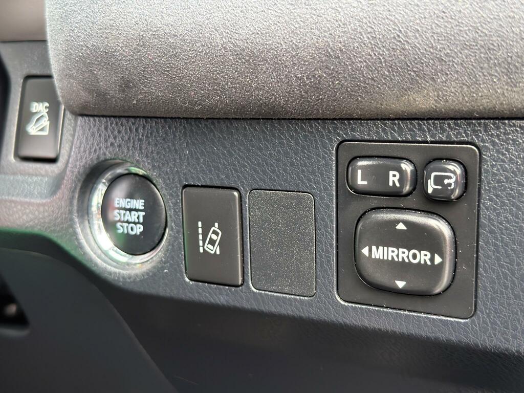 Toyota Rav 4 Rav4 Excel Tss D-4d 4X2 White #18