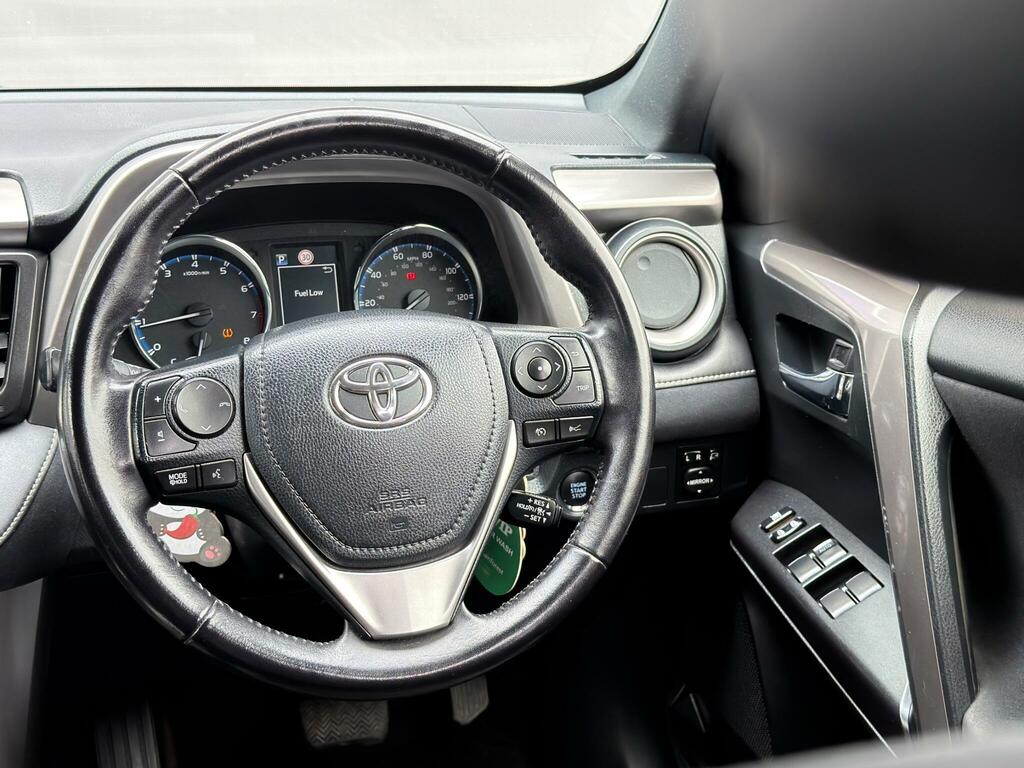 Toyota Rav 4 Rav4 Excel Tss D-4d 4X2 White #38