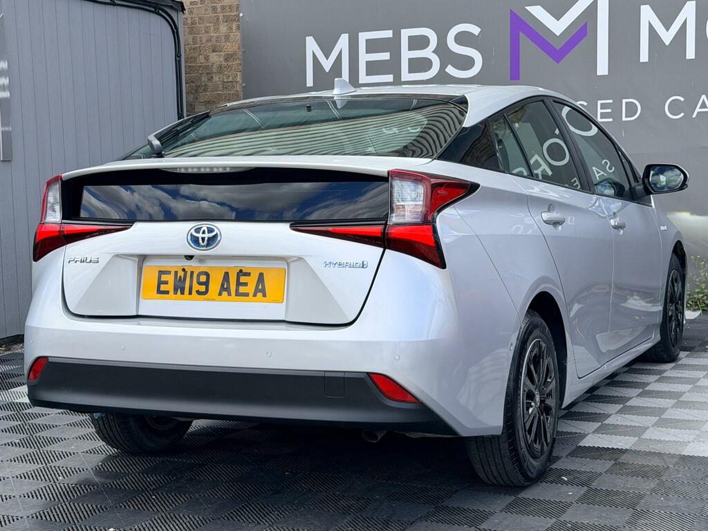 Toyota Prius+ Business Edition Plus Silver #4
