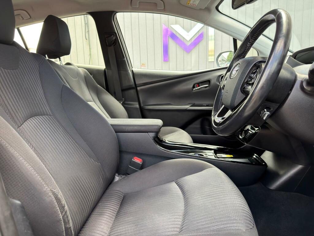 Toyota Prius+ 1.8L Excel Black #16
