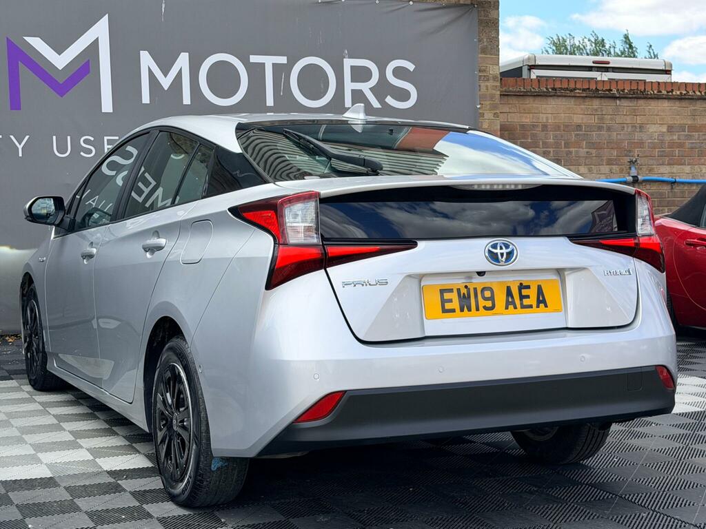 Toyota Prius+ Business Edition Plus Silver #3