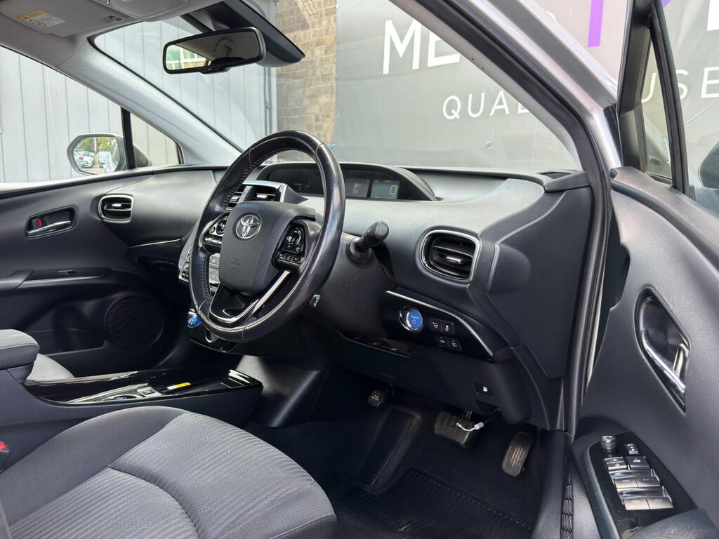 Toyota Prius+ 1.8L Excel Black #14