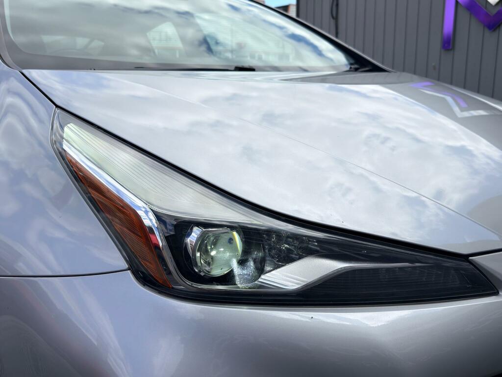 Toyota Prius+ 1.8L Excel Black #10