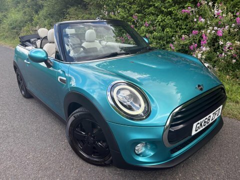 Mini Convertible 2018 68 Cooper Blue