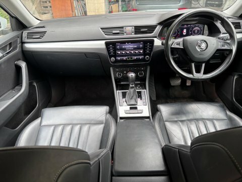 Skoda Superb 2020 20 Se White #3