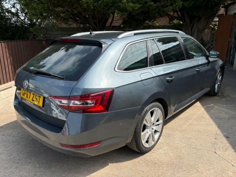 Skoda Superb 2017 67 Se Grey #6