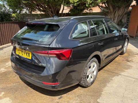 Skoda Octavia 2021 70 Se Black #6