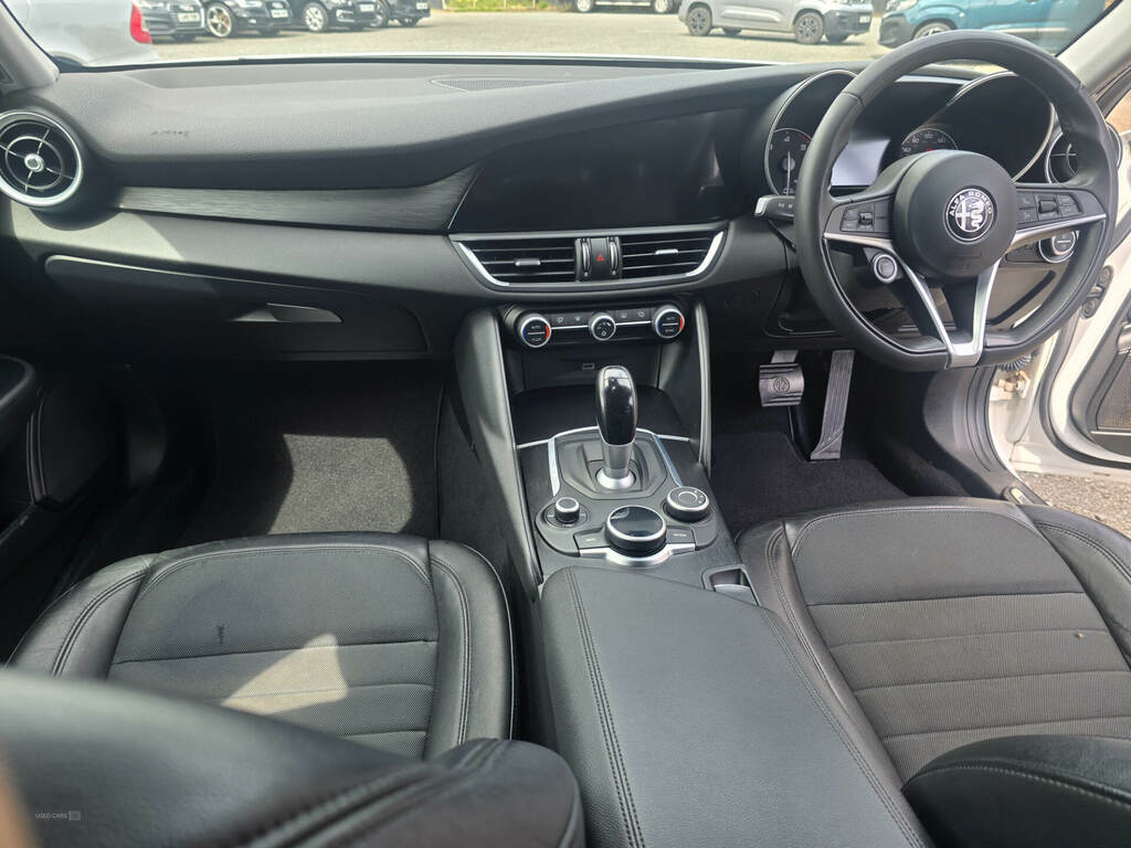 Alfa Romeo Giulia 2.2 Jtdm-2 Super White #6