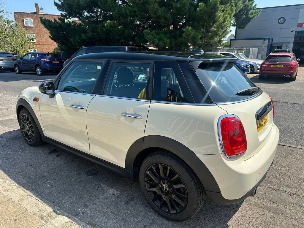 Mini Hatch Hatchback 1.5 Cooper Euro 6 Ss 201616 KM16ELU White #6
