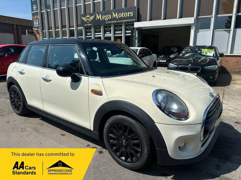 Mini Hatch Hatchback 1.5 Cooper Euro 6 Ss 201616 White