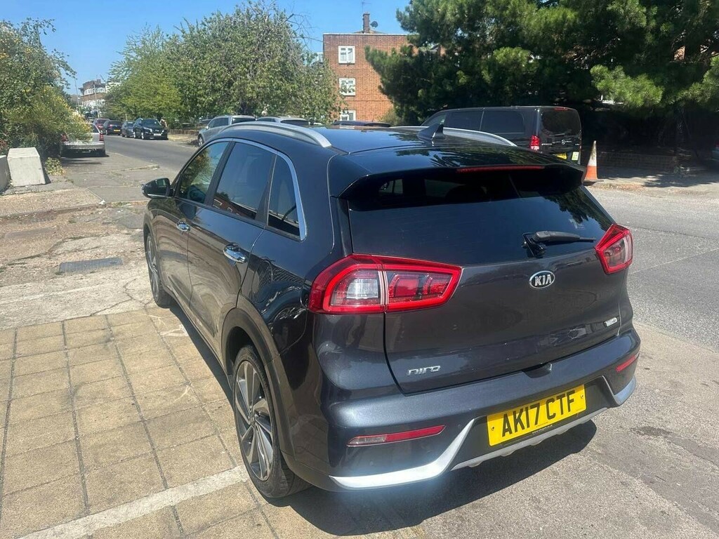 Kia Niro Suv 1.6H Gdi 3 Dct Euro 6 Ss 201717 AK17CTF Grey #6