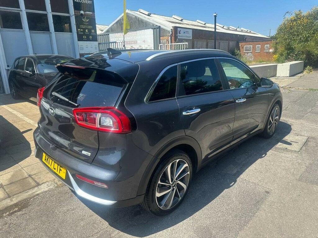Kia Niro Suv 1.6H Gdi 3 Dct Euro 6 Ss 201717 AK17CTF Grey #4