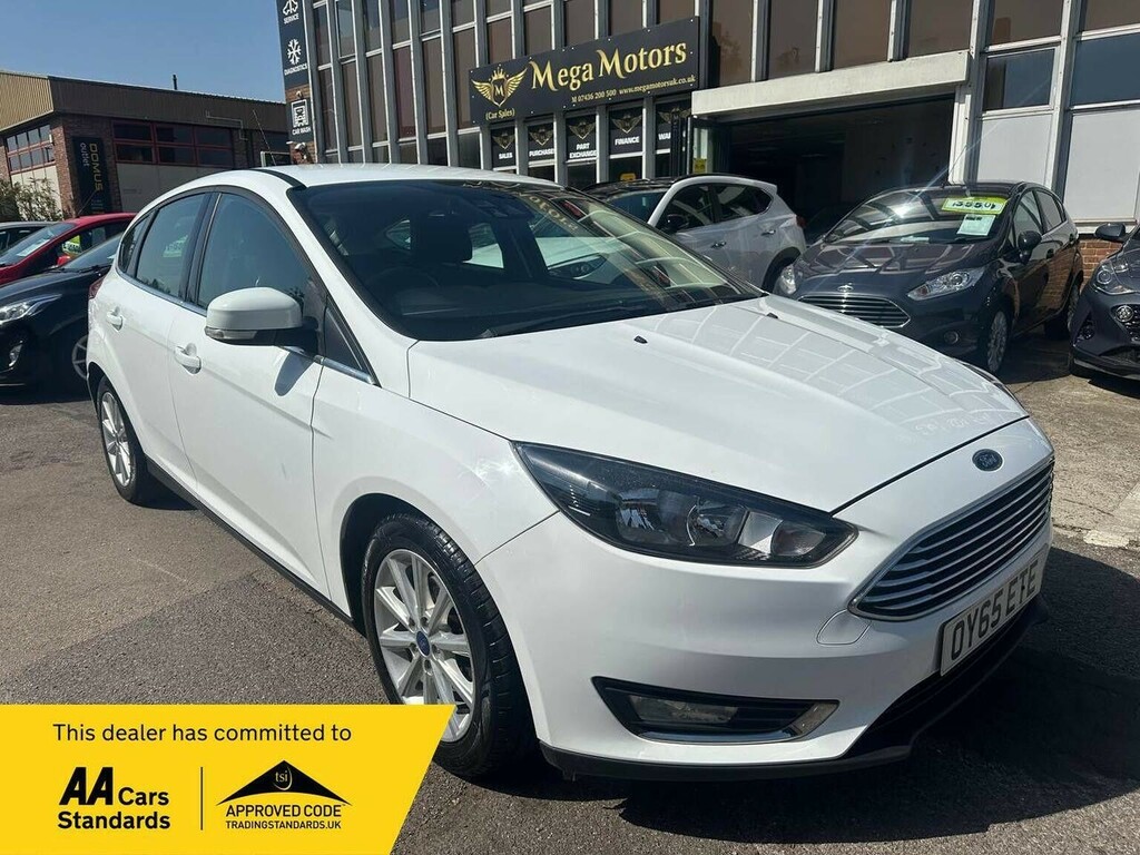 Ford Focus Hatchback 1.0T Ecoboost Titanium Euro 6 Ss White