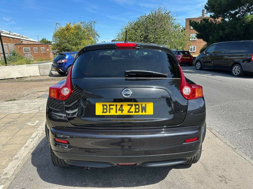 Nissan Juke Suv 1.6 Tekna Cvt Euro 5 201414 Black #5