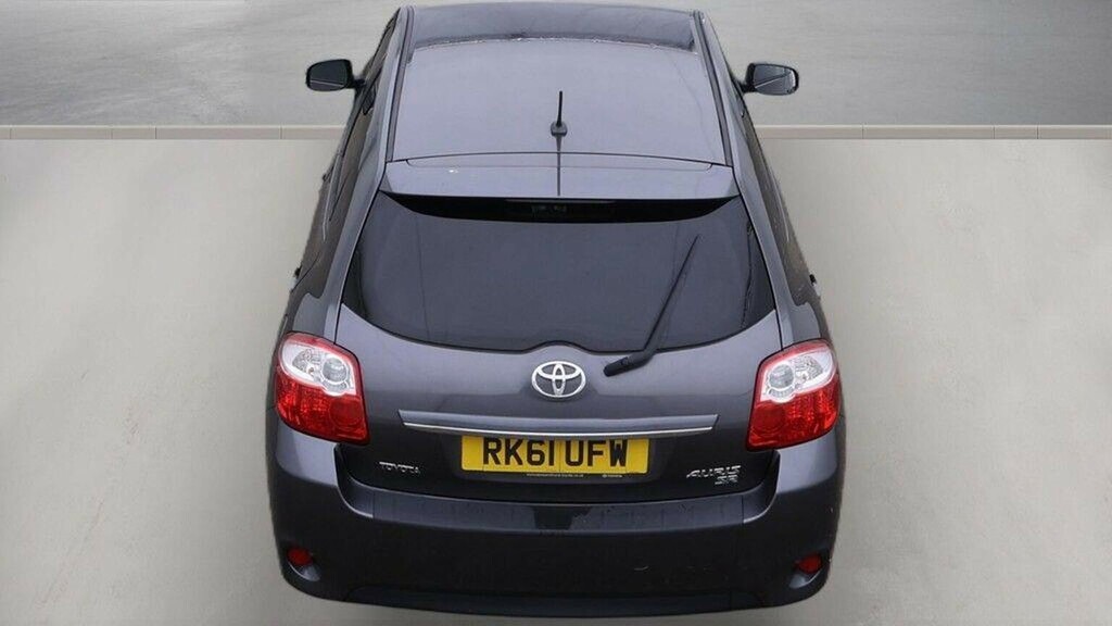 Toyota Auris 1.6 V-matic Sr Euro 5 Grey #4