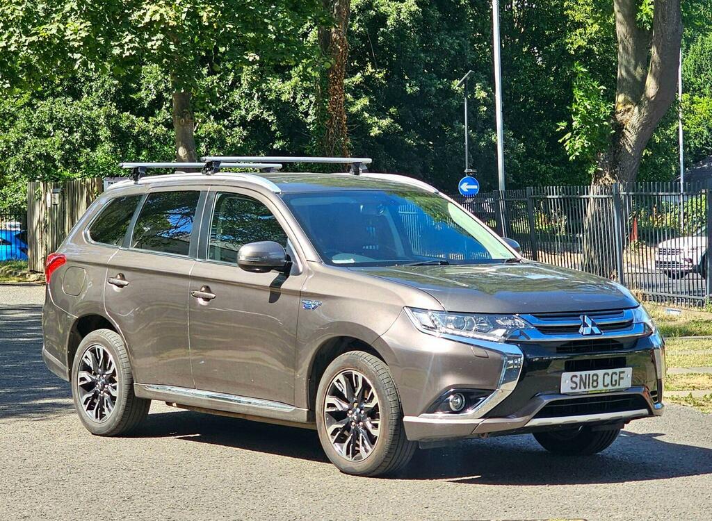 Mitsubishi Outlander 2.0H 12Kwh Juro Cvt 4Wd Euro 6 Ss Brown
