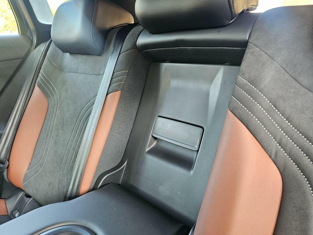 Volkswagen ID.4 Estate White #68