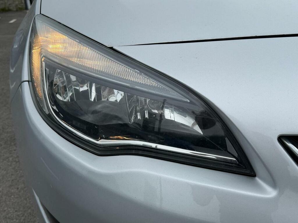 Vauxhall Astra 1.7 Cdti Ecoflex Sri Sports Tourer Manu Silver #3