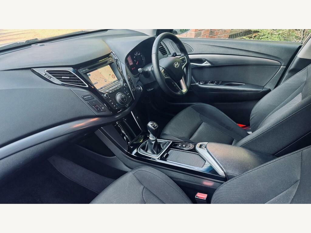 Hyundai I40 I40 Active Blue Drive Crdi Silver #14