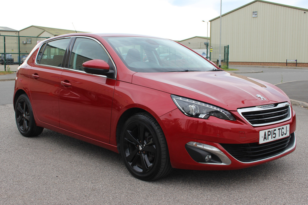 Peugeot 308 Puretech Active White #21