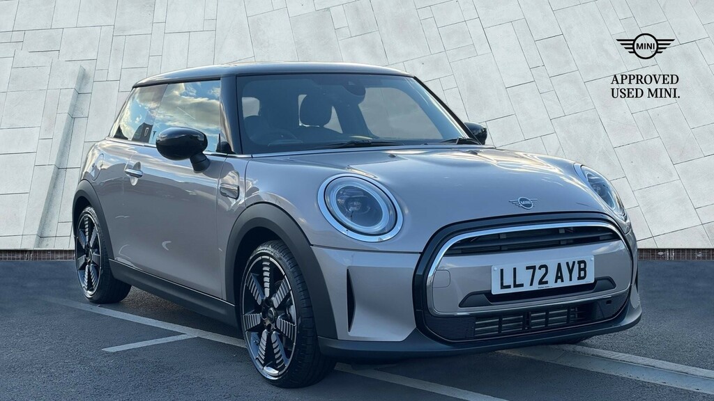 Mini Hatch 3-Door Hatch Cooper Exclusive