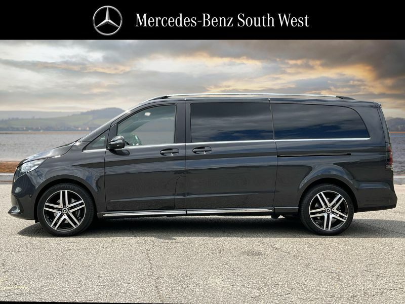 Mercedes-Benz V Class V 300 D Premium Amg Line Extra Long Black #13