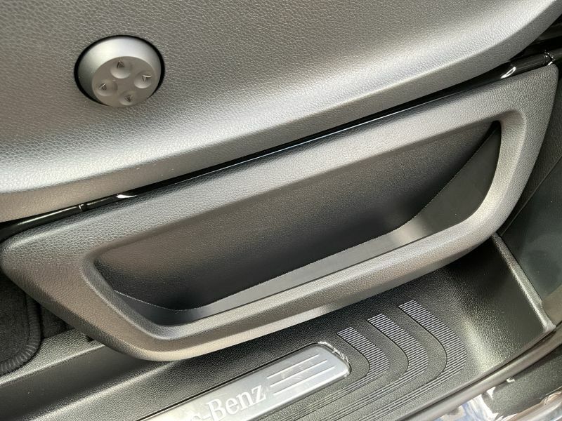 Mercedes-Benz V Class V 300 D Premium Amg Line Extra Long Black #44