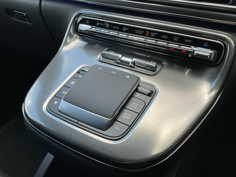Mercedes-Benz V Class V 300 D Premium Amg Line Extra Long Black #8