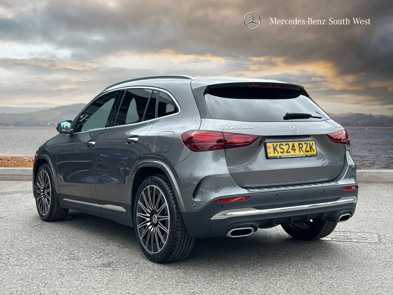 Mercedes-Benz GLA Class Suv Grey #2