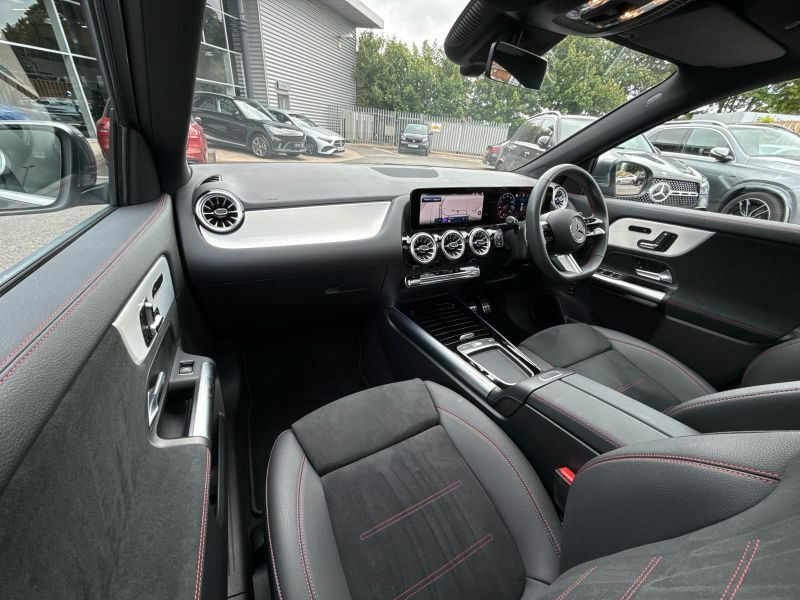 Mercedes-Benz GLA Class Ultra, B4 Mild Hybrid, Dark #9