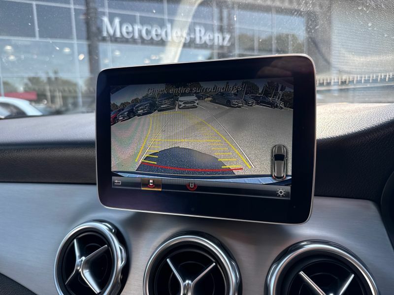 Mercedes-Benz GLA Class 1.6 Gla200 Amg Line Suv 7G-dct Euro 6 Red #31