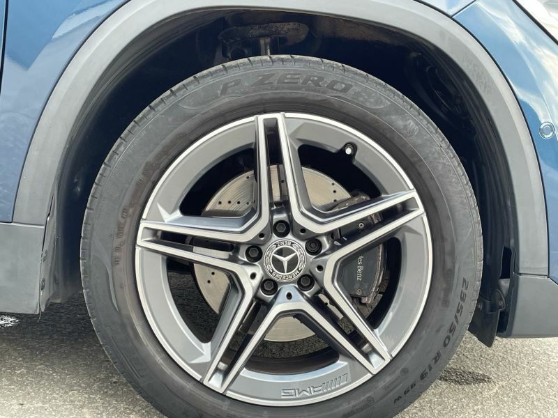 Mercedes-Benz GLA Class Suv Blue #4