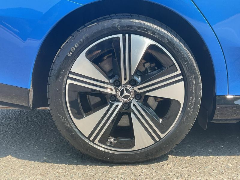 Mercedes-Benz CLA Class Saloon Blue #4