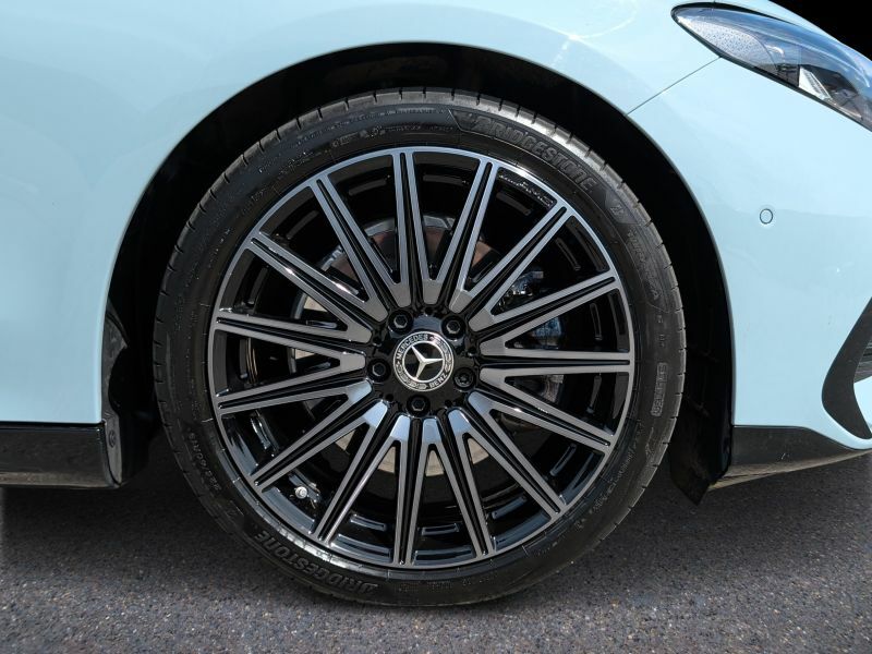 Mercedes-Benz CLA Class Saloon Blue #4
