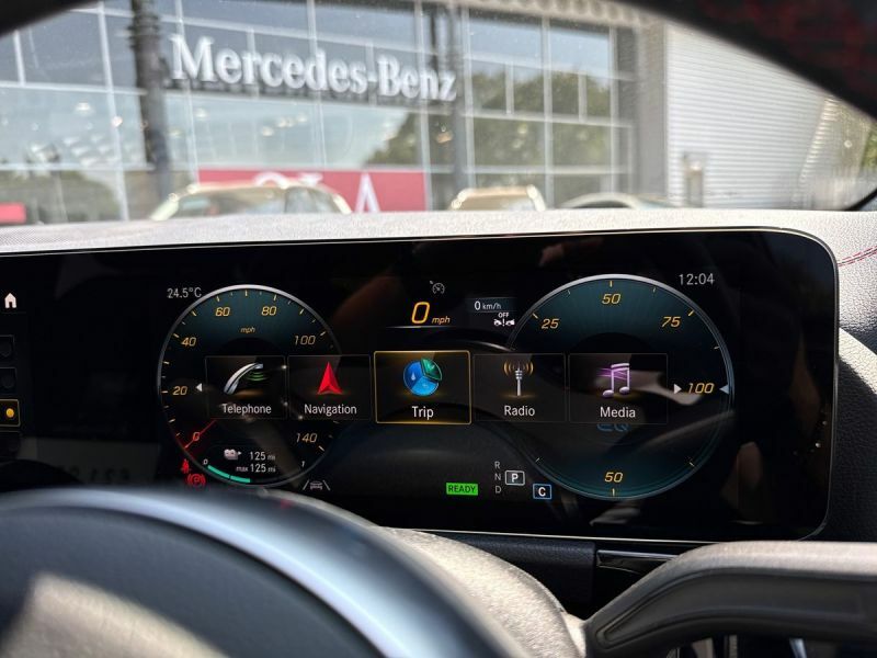 Mercedes-Benz EQA Eqa 250 Launch Edition Black #33