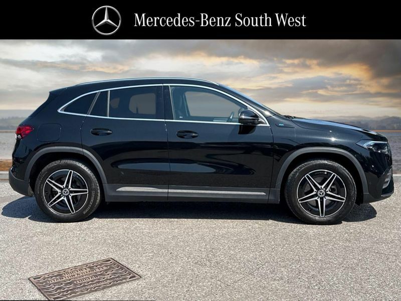 Mercedes-Benz EQA Suv Black #3